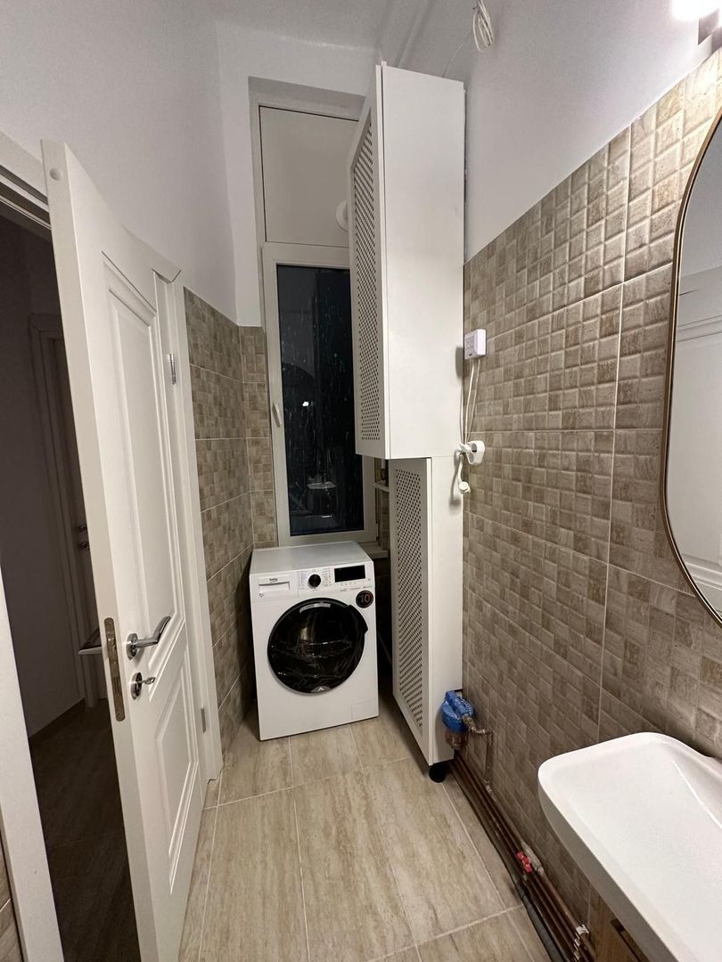 APARTAMENT  CU 2 CAMERE    IN PIATA UNIRII - Poză 12
