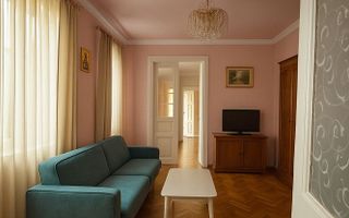 De Vanzare Apartament 2 camere zona Armeneasca sect.2 - Poză 1