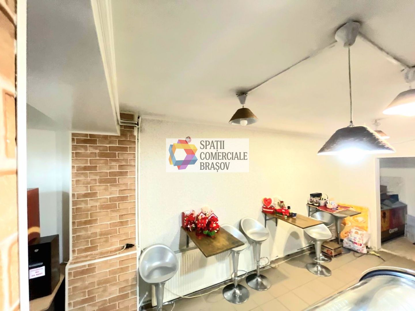 Spatiu comercial de închiriat cu vad, Brasov - 29 mp -  Spatii-comerciale-brasov - Poză 3