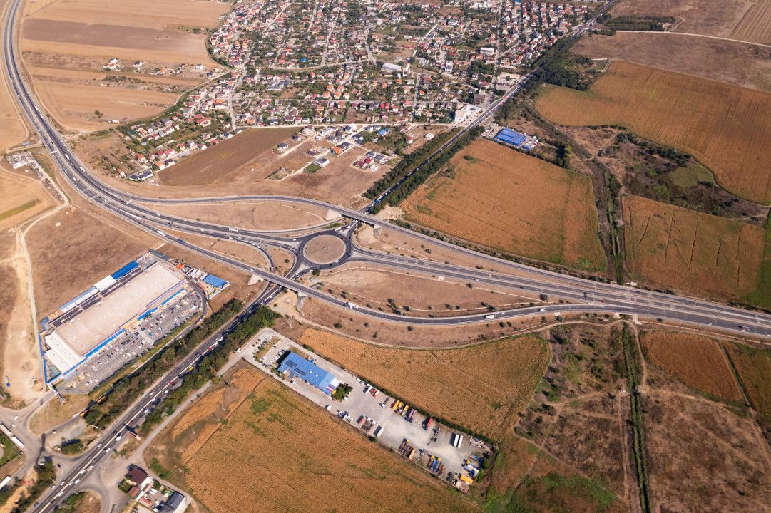 Teren intravilan cu acces rapid la autostrada A4 și la Portul Agigea. - Poză 6