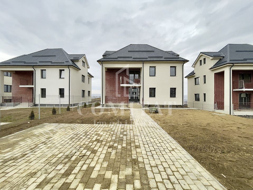 Casa individuala cu teren generos, retrasă de la trafic - Poză 7