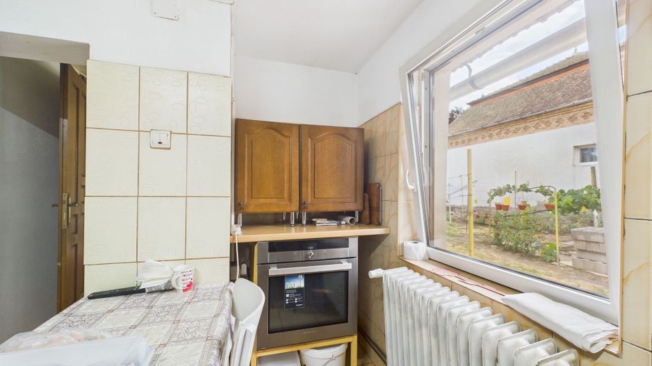 Casă mobilată si utilată – Iecea Mare - Poză 9