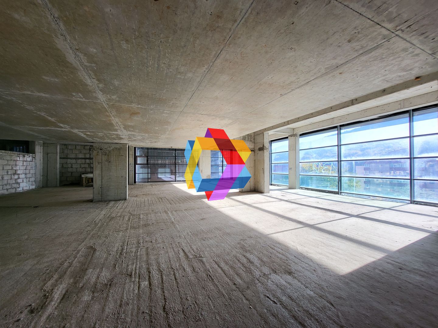 Clădire mixta -3600 mp - Poză 7