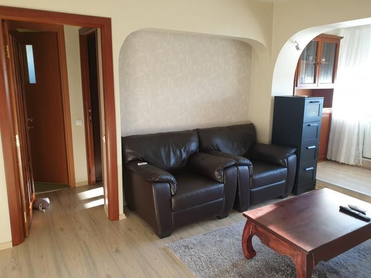 Apartament 2 camere – vedere panoramică Parc & Lac Tei - Poză 1