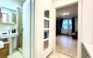 2 camere central vis-a-vis de Posta Mare - Poză 18