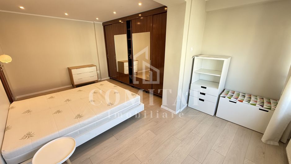 Apartament 2 camere | La cheie | Zonă ultracentrală-Piața M. Viteazul - Poză 2