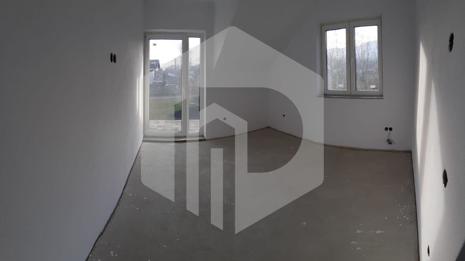 Casa individuala in Tocile-Sadu / 1400 mp teren. 4 dormitoare - Poză 7