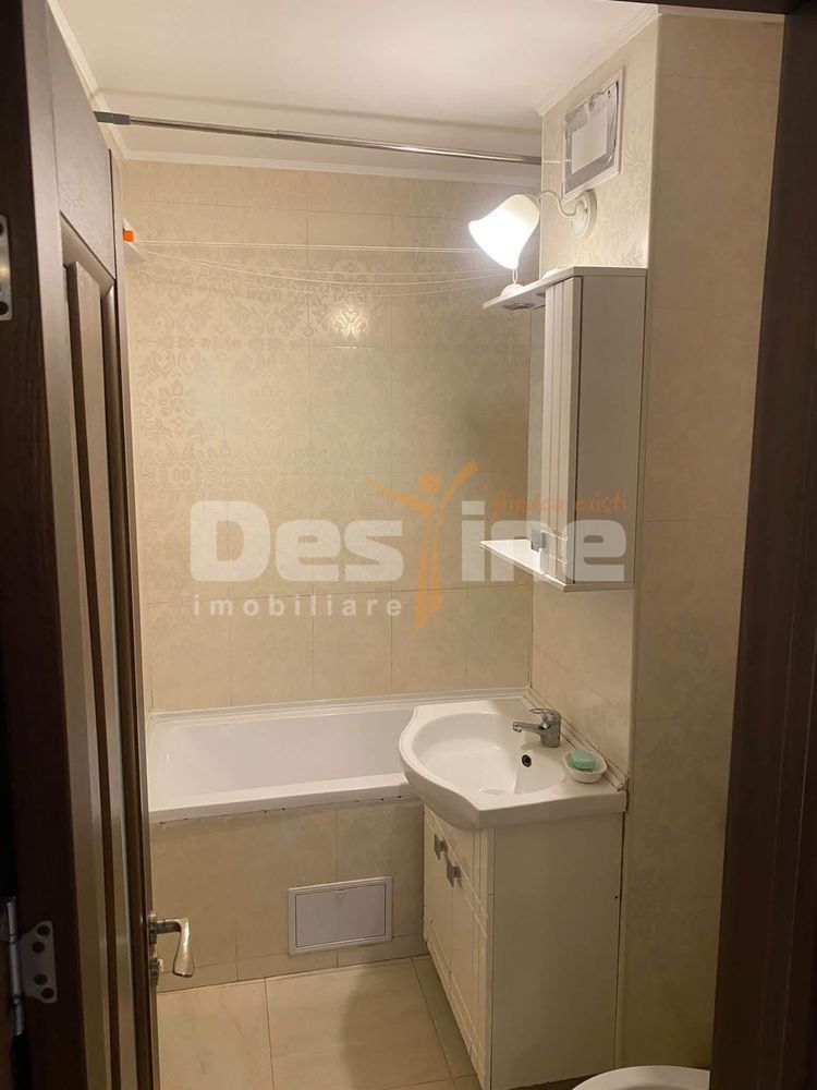 Apartament cu 3 camere de închiriat, zona Tomis Nord, Constanța - Poză 4