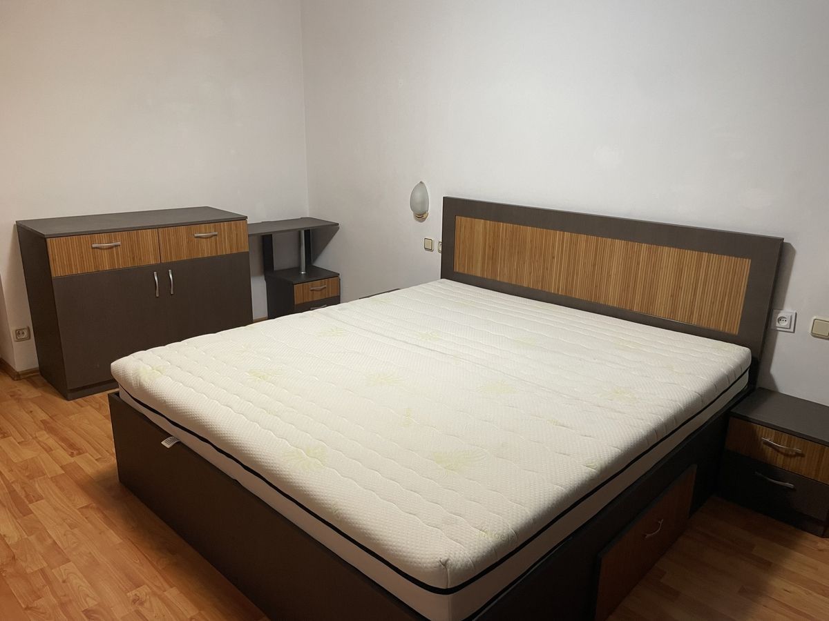 Inchiriere apartament 3 camere - Poză 9