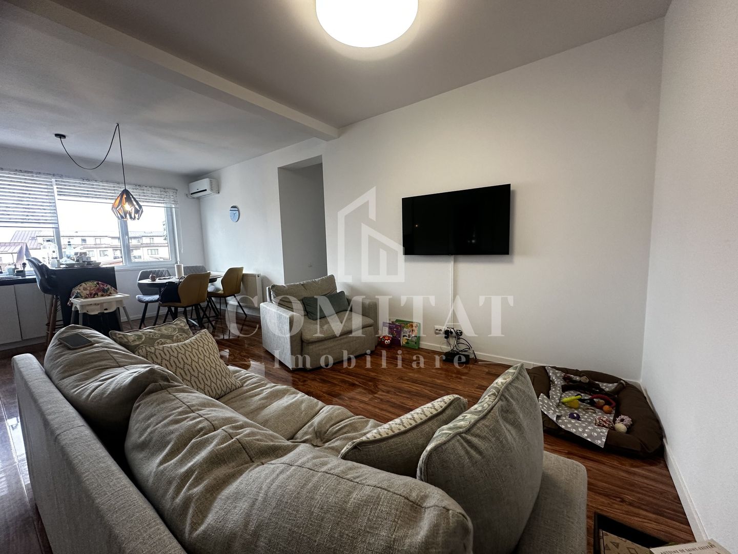 Apartament la etaj intermediar | Loc de parcare | Zona str Sub Cetate - Poză 3