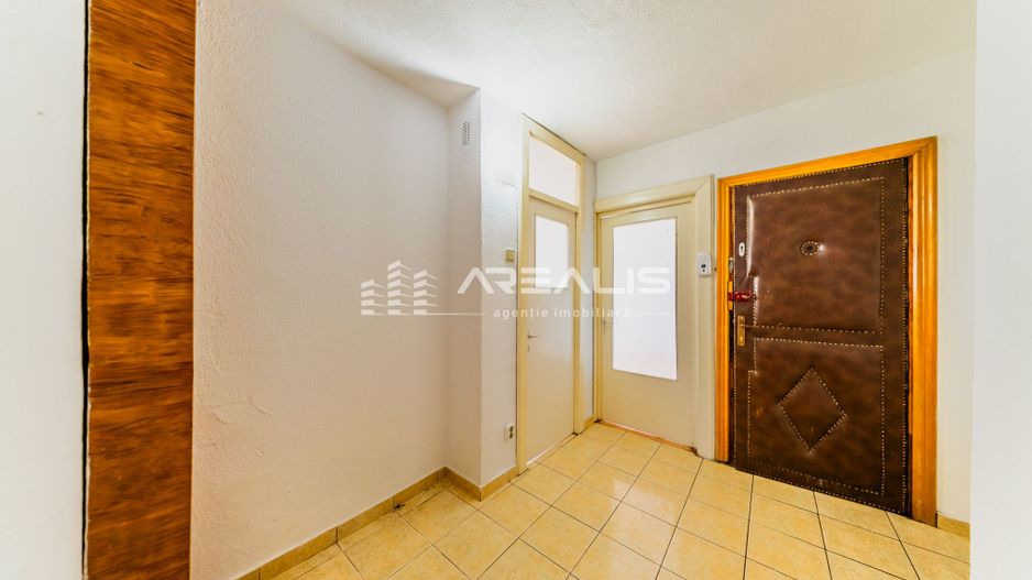 VÂNDUT!Apartament 2 camere -Zona Băncilor- REZERVAT - Poză 12