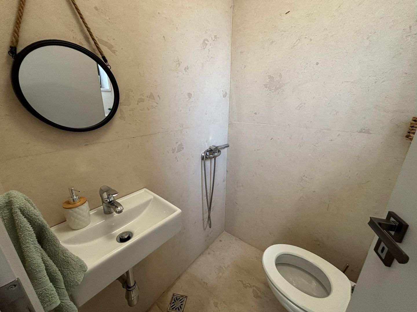 CONFORT la standarde inalte! Penthouse deosebit pe 2 niveluri zona Shopping City - Poză 16