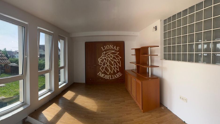 Apartament 2 camere 50 mp-2 bai-Parcare privata-Zona C. Moldovei - Poză 2