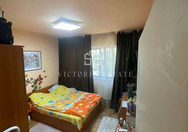 Vanzare Apartamnet 2 camere - Poză 3