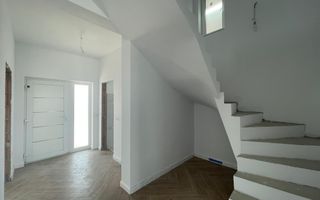 Duplex separat prin camera tehnica - 5 camere - Mosnita Noua - Poză 1