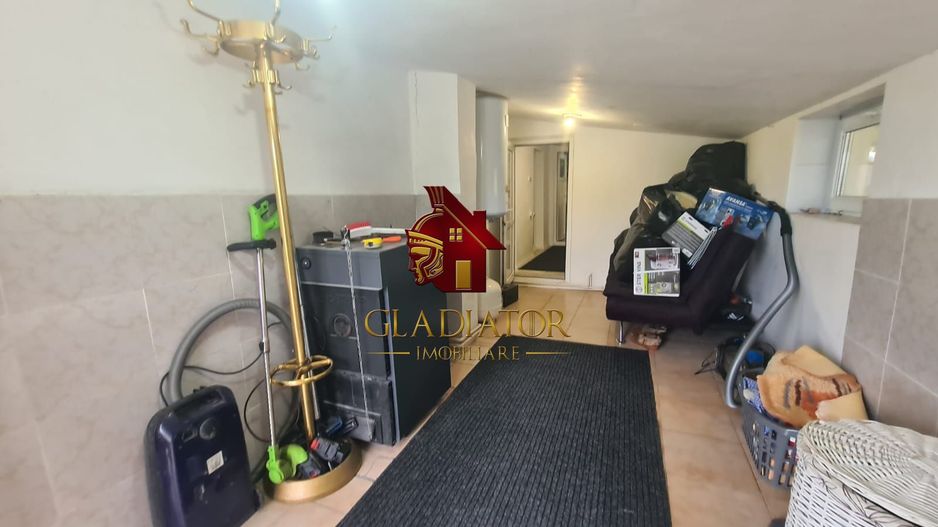 Casa + garaj + 5400 mp teren in Tomesti Goruni, zona de vis, nu rata - Poză 19