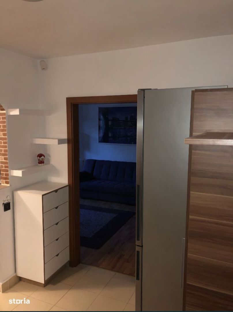 De vanzare apartament 3 camere - Poză 3