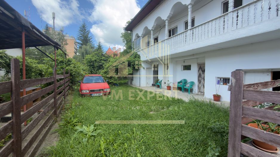 CASĂ 4 CAMERE TEREN 233 MP CENTRU CAMPULUNG - Poză 18