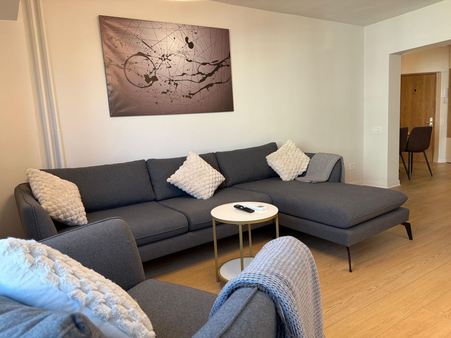 Apartament 3 camere | 70 mp | Decomandat | Piața Alba Iulia - Poză 3