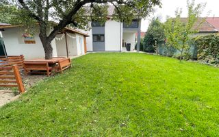 Casa spatioasa,amenajata in zona Lipovei - Poză 23