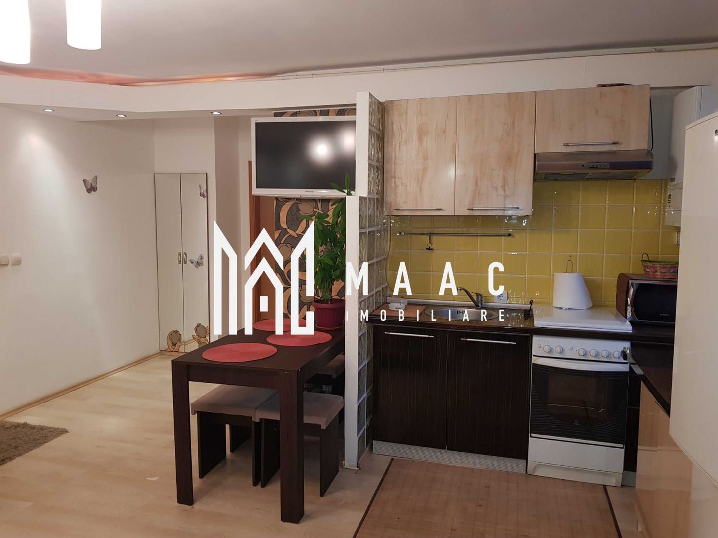 Oportunitate | Apartament 3 Camere | 2 Dormitoare | Cedonia - Poză 1