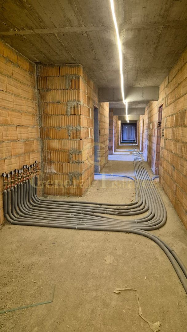 Apartament cu 3 camere, Tractoru, Brasov - Poză 10