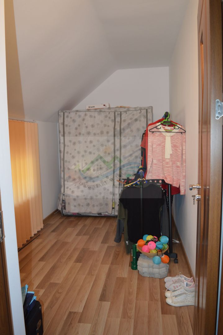 Casă/Vilă cu 5 camere Măzănăești - Poză 37