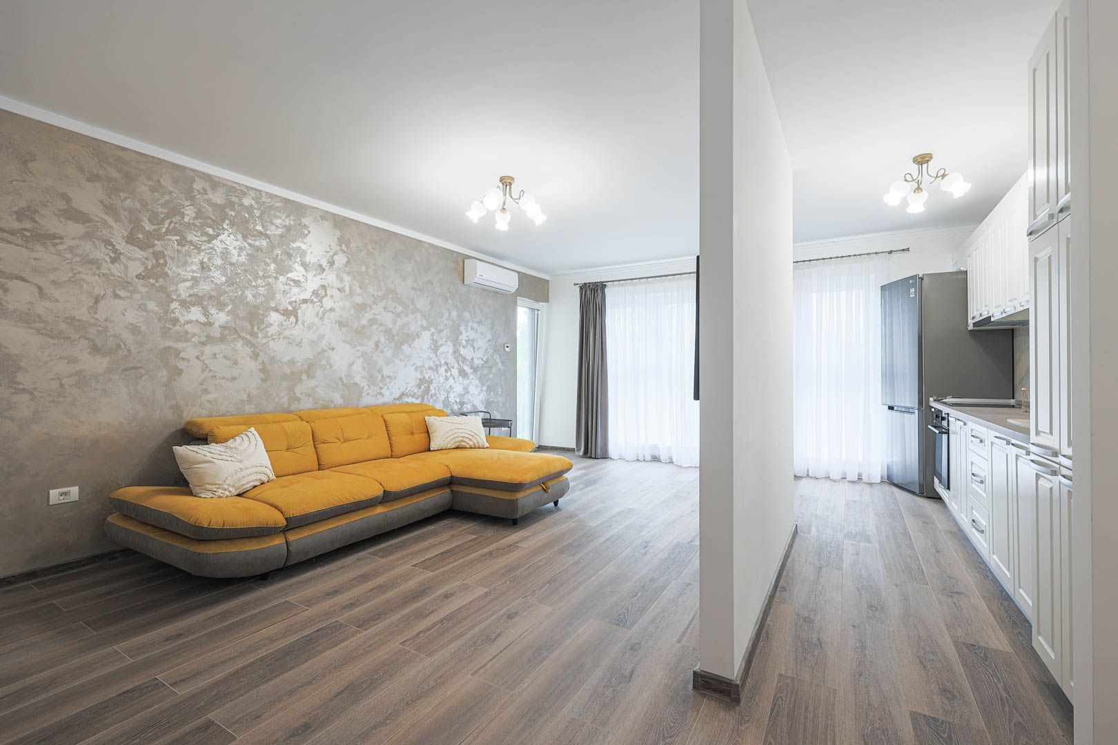 VÂNDUT! Apartament  modern și luminos într-un bloc nou din 2022 - Poză 6