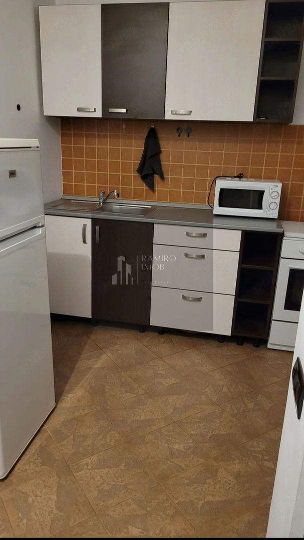 Garsoniera decomandata/etaj 1 /15 min metrou Aparatorii Patriei - Poză 4