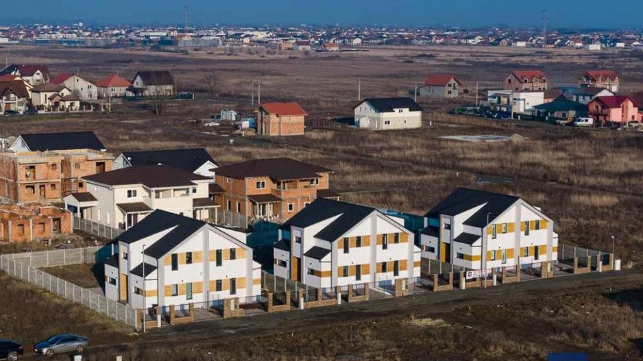 Duplex cu 4 camere si teren generos de 352 mp – Mosnita Noua - Poză 42