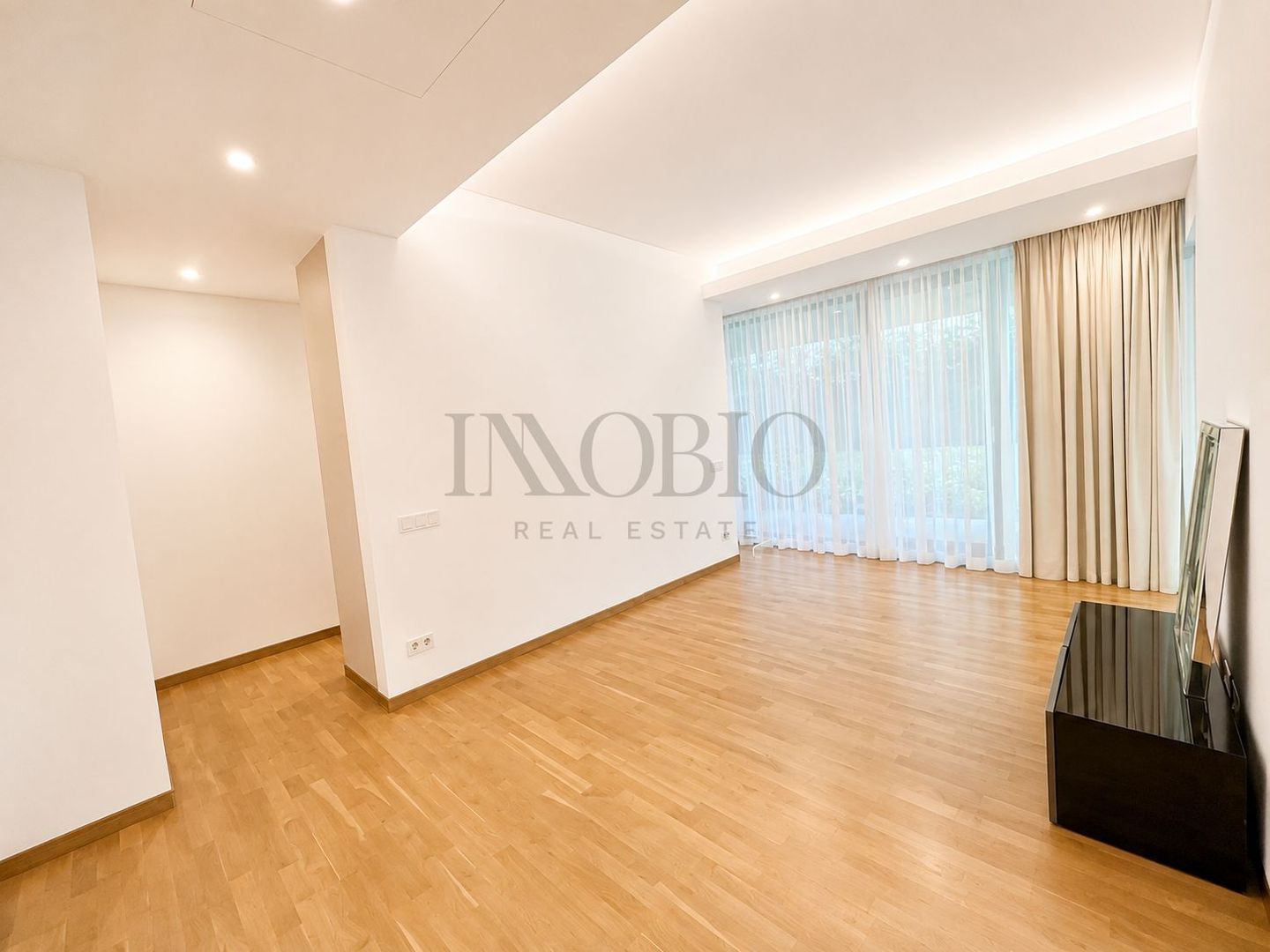 Apartament 4 camere cu curte generoasă - Poză 9