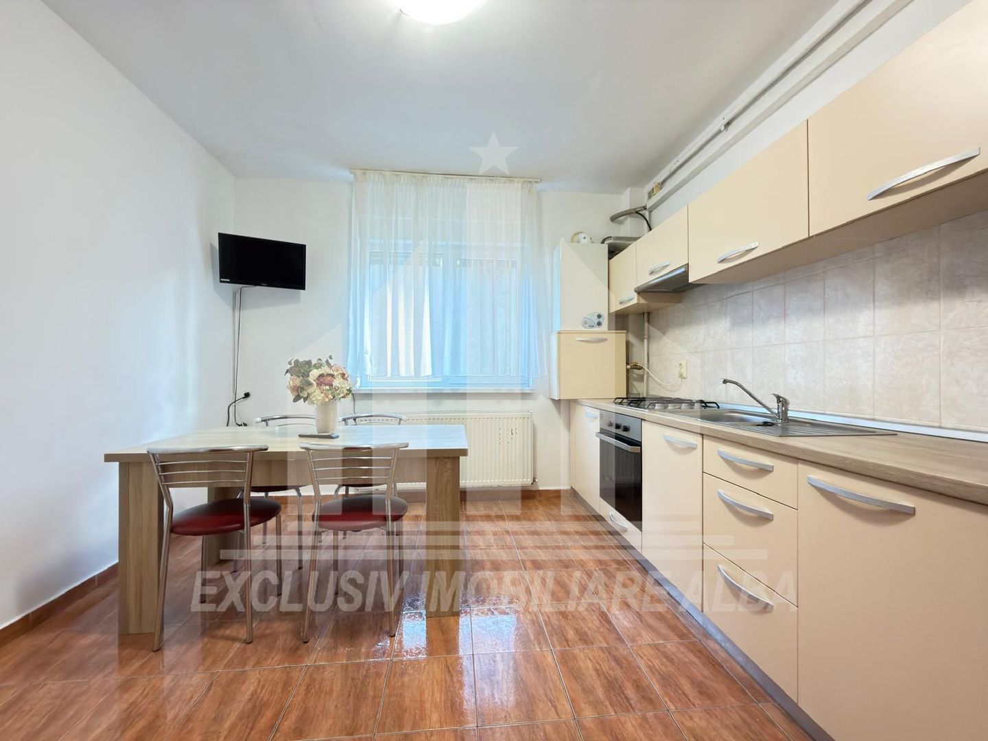 Apartament 2 camere decomandate | 55 mp | Mobilat | Cetate - Stadion - Poză 1