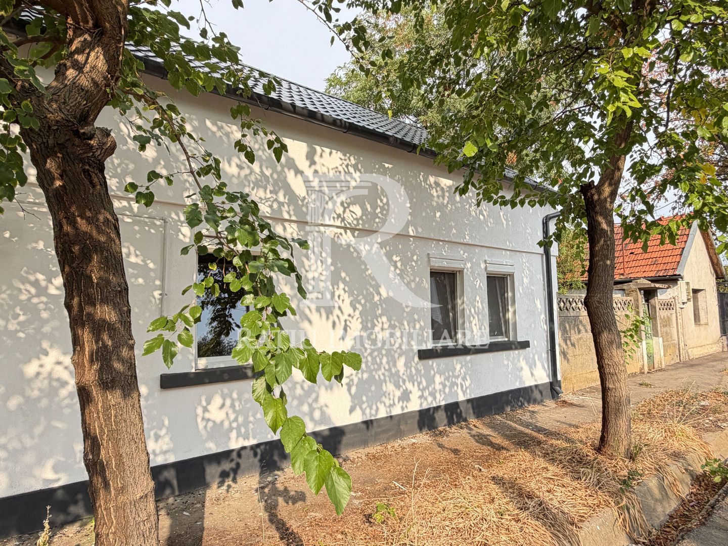Casa 3 camere | Renovata Recent | Curte | Episcopia | Oradea - Poză 1