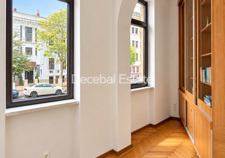 Oportunitate - Apartament 3 camere, 96 mp, Parter. in casa interbelica - Poză 3