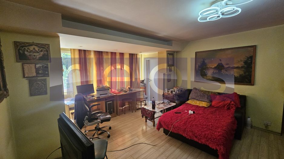 DE VANZARE APARTAMENT 3 CAMERE 69 MP GORJULUI | SEMIDECOMANDAT |METROU - Poză 1