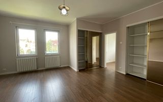 VILA SPATIOASA LA INCHIRIERE IN ZONA PIPERA LANGA SCOLI - Poză 4