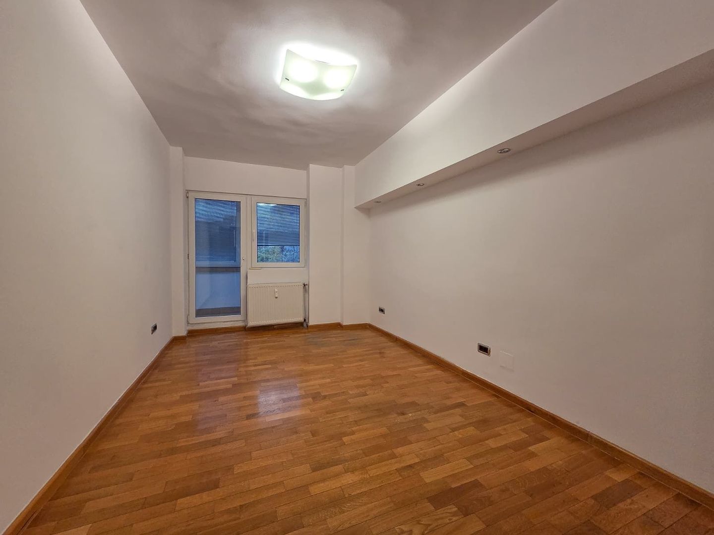 Apart 3 camere birouri stradal Bulevardul Unirii colt Nerva Traian - Poză 18