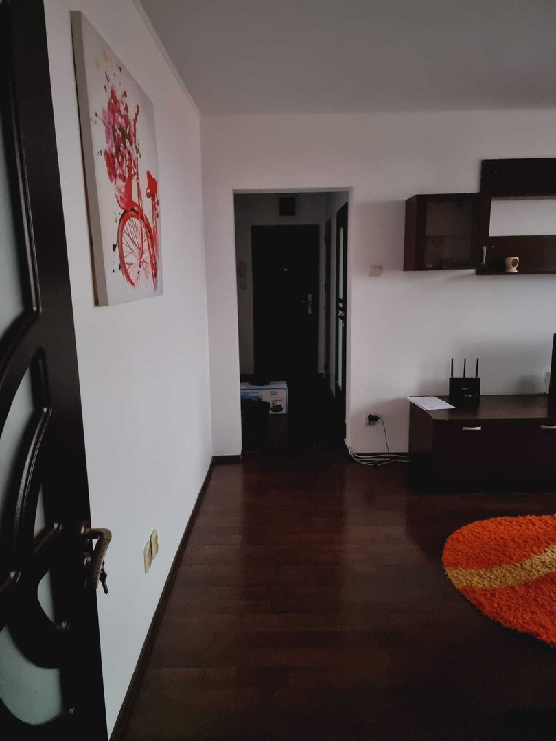 Inchiriere ap 3 camere, Giulesti - Poză 5
