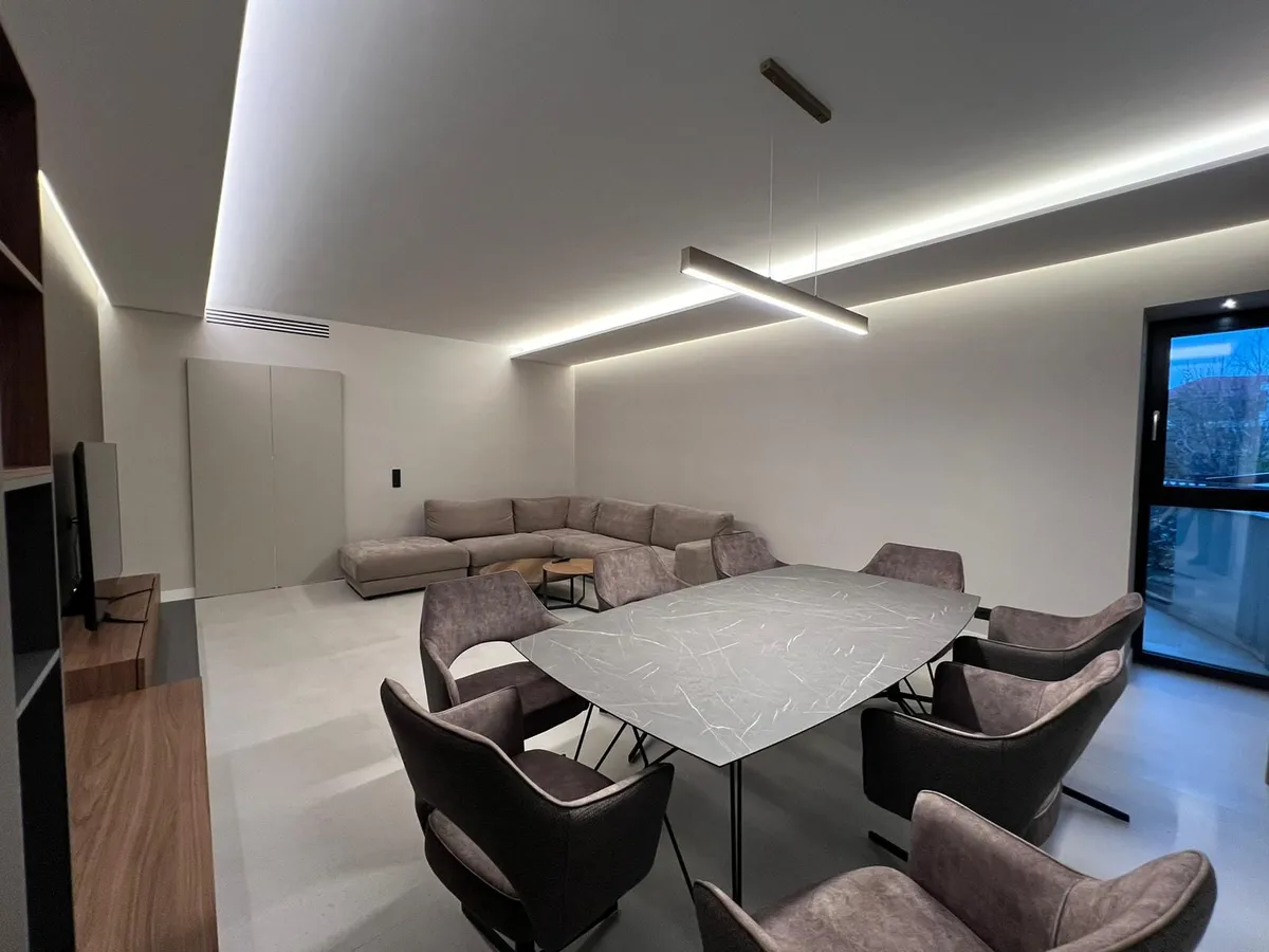 Inchiriere apartament 3 camere - Nordis Herastrau Residence — fotografia 3