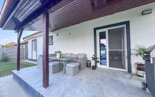 Casa Parta, mobilata modern - Poză 14