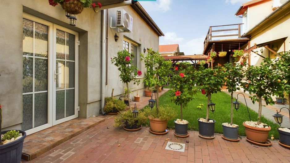 Apartament cu 3 camere la curte comună în Grădiște - Poză 10