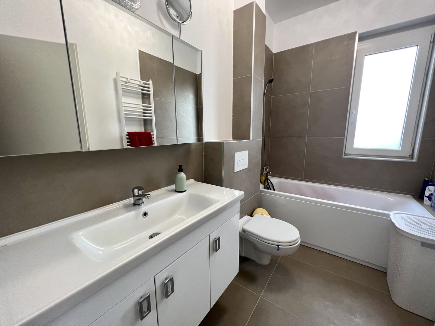 APARTAMENT CU GRADINA PROPRIE - Poză 7