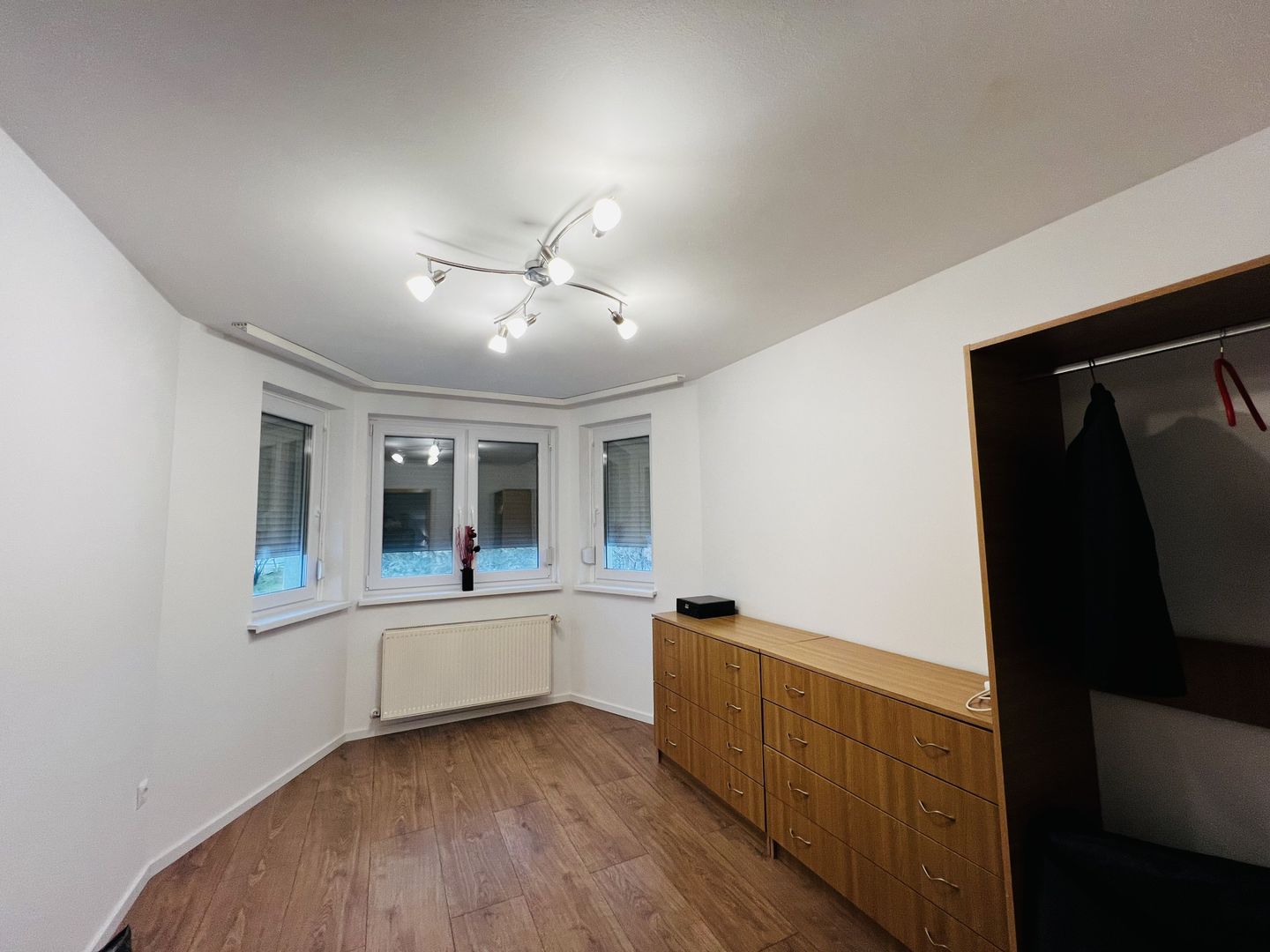 Vila 6 camere complet mobilata -320 mp Utili - Zona Bogdanestilor - Poză 11