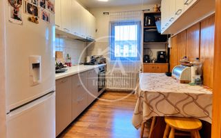 Apartament de vanzare cu 3 camere in zona Nufarul, Oradea - Poză 4