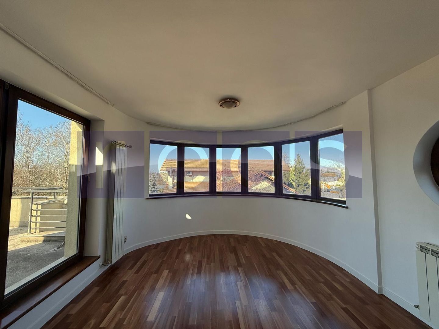 INCHIRIERE VILA DEOSEBITA EROU IANCU NICOLAE | PISCINA | 7 CAMERE | 1300MP CURTE - Poză 16