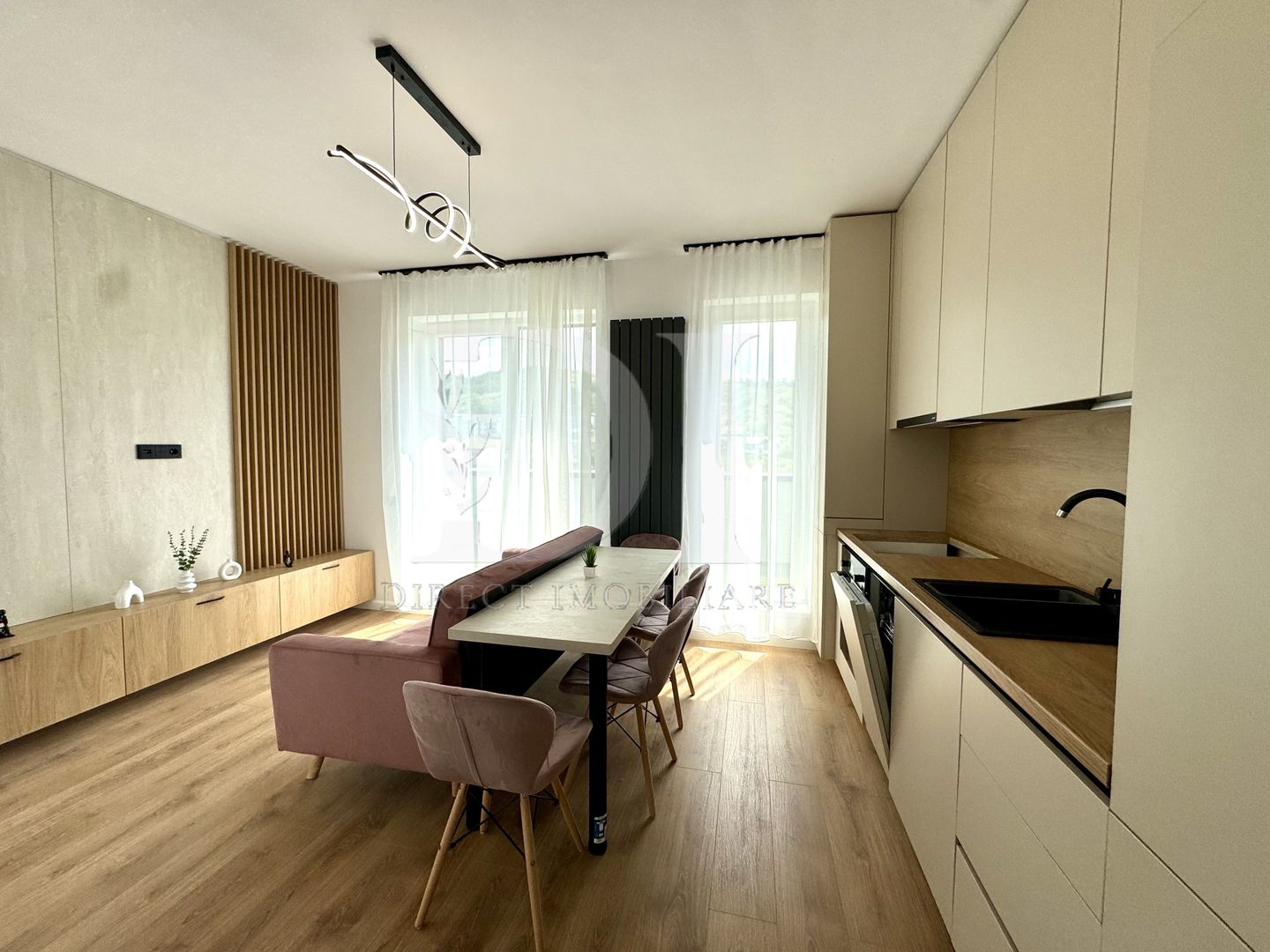 Apartament la cheie / terasa 22 mp / Zona Terra - Poză 5