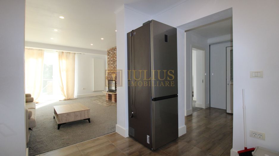 Ciarda Rosie,  4 dormitoare + 2 bai + 2 bucatarii, centrala proprie. - Poză 4