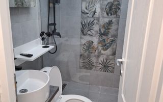 Garsoniera complet renovata, Galata, strada Vasile Urechia nr. 4, etaj 2 – 64.900 € - Poză 2