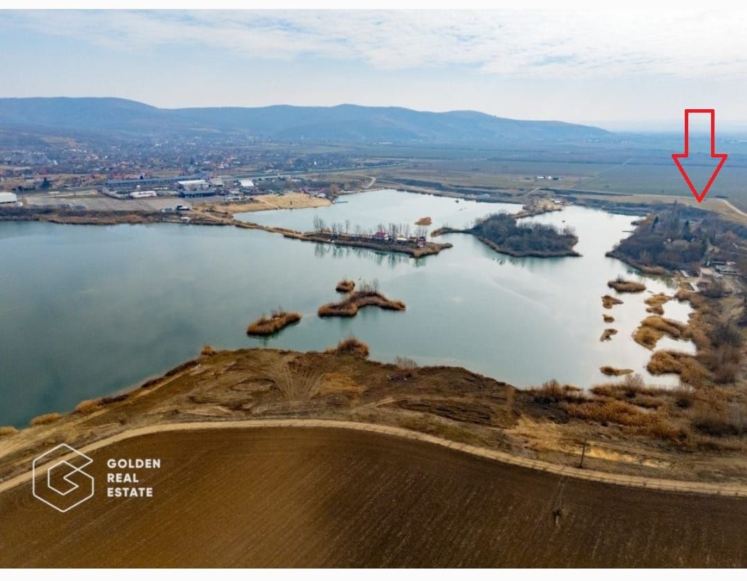 Teren de 9000 mp, langa Lacul Ghioroc, jud.Arad - Poză 2