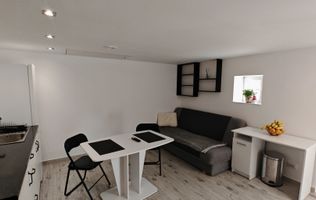 Casa 3 camere individuala SanpetrU,mobilata si utilata,128900 euro.